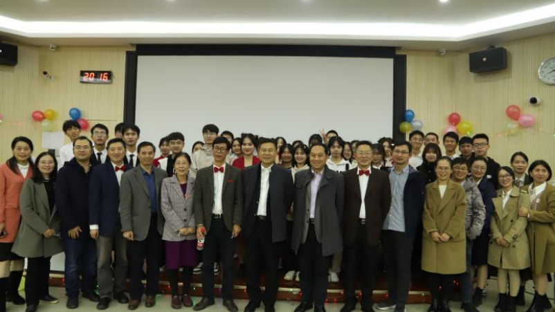 b807748221c0473cb0e7239dd8bc0f78.png 图片1(1).png