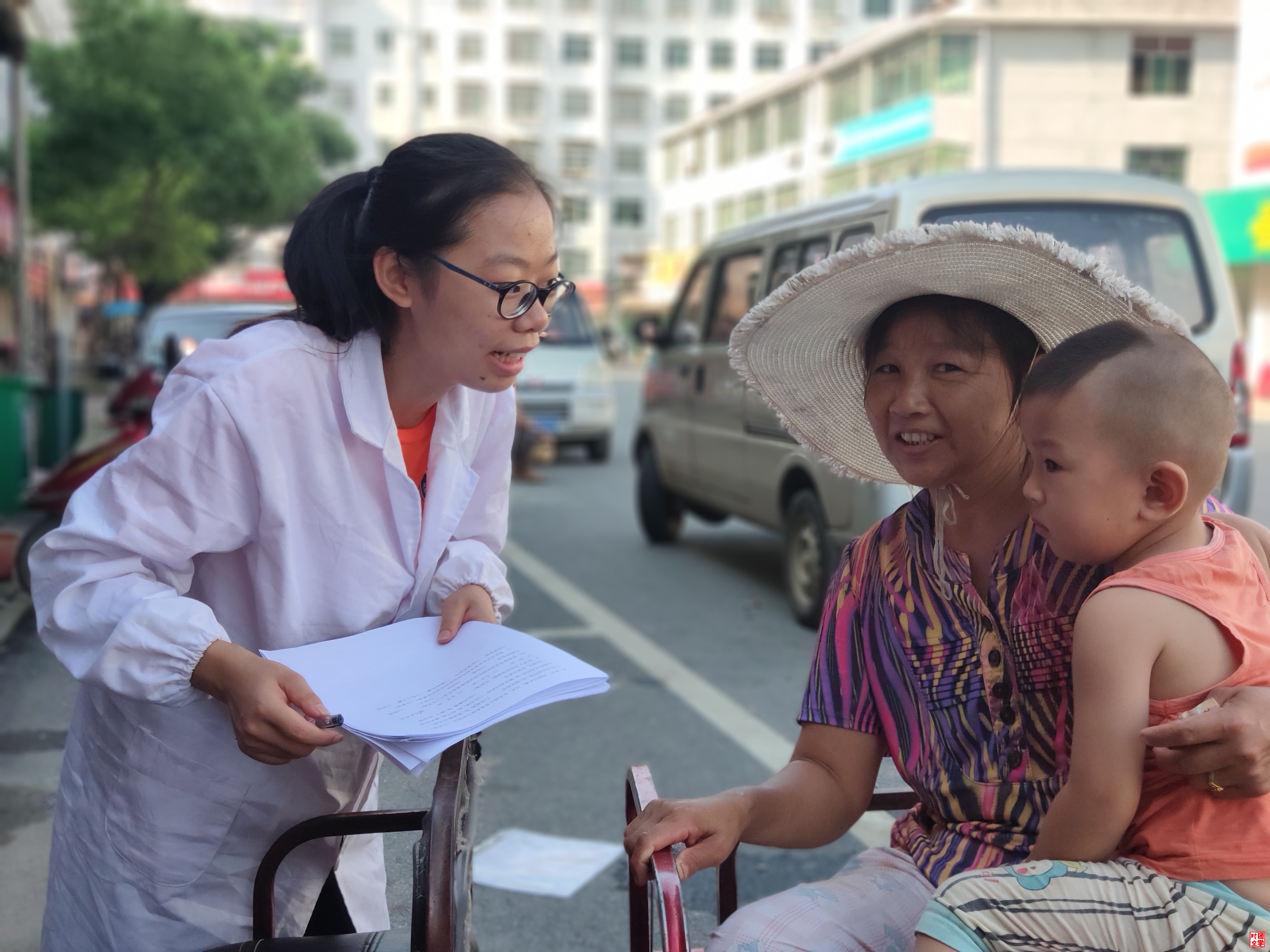 青春践行十九大___服务基层送健康_____________——公卫学院赴塘南实践队开展基层支医服务